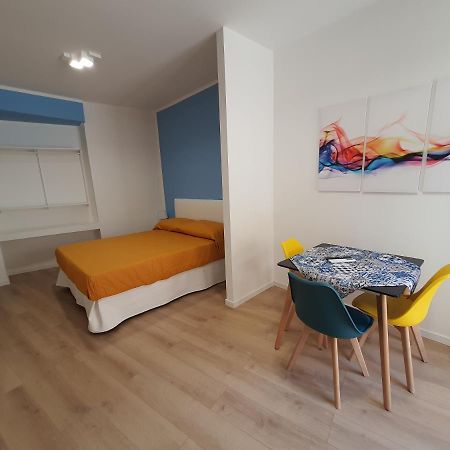 A Casa Di Claudia Lägenhet Palermo Exteriör bild