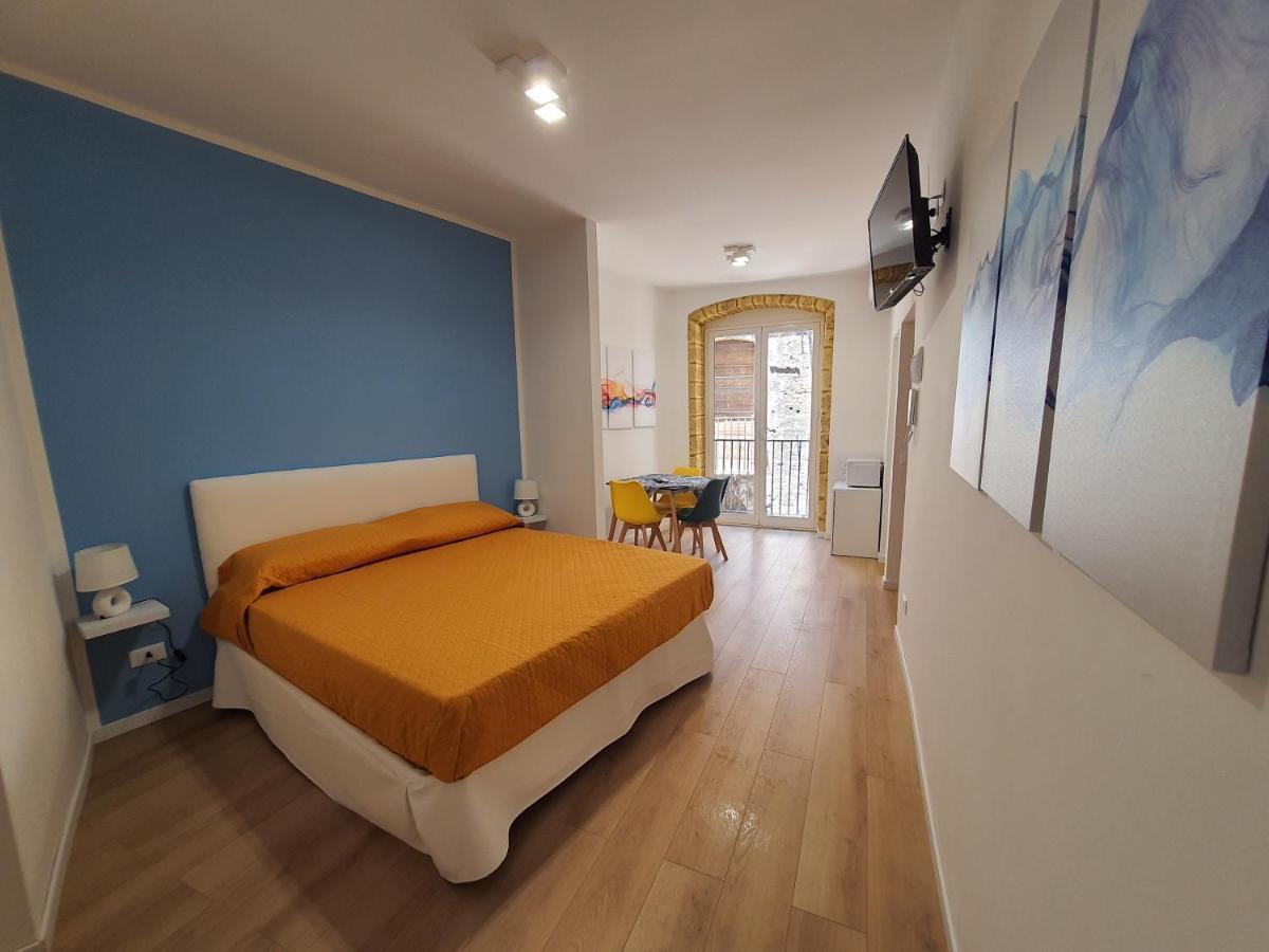 A Casa Di Claudia Lägenhet Palermo Exteriör bild